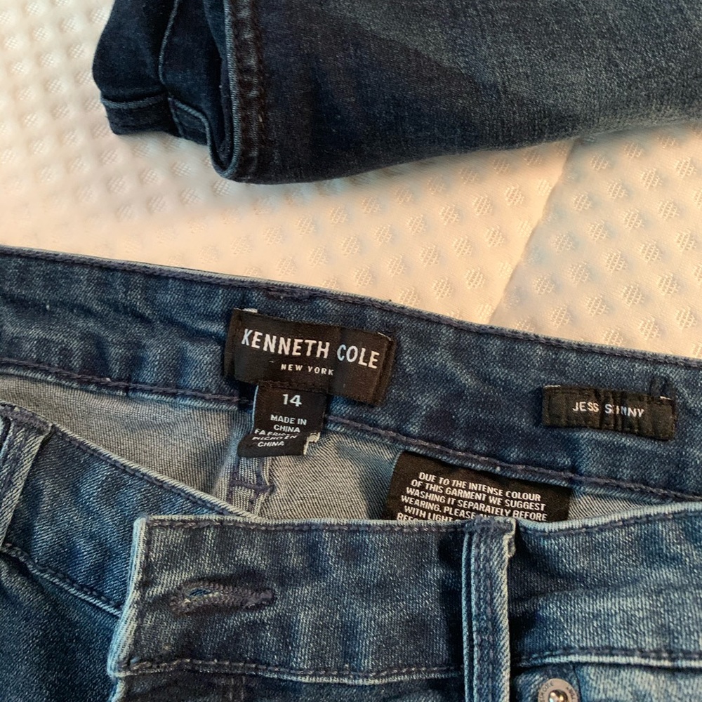 Kenneth Cole Jess Skinny Jeans 14 frayed hem